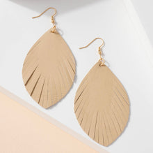 Load image into Gallery viewer, “Lizza” Leatherette Feather Earrings
