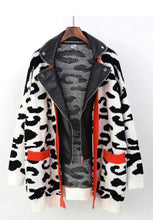 Load image into Gallery viewer, “Satira” Animal Print Jacket
