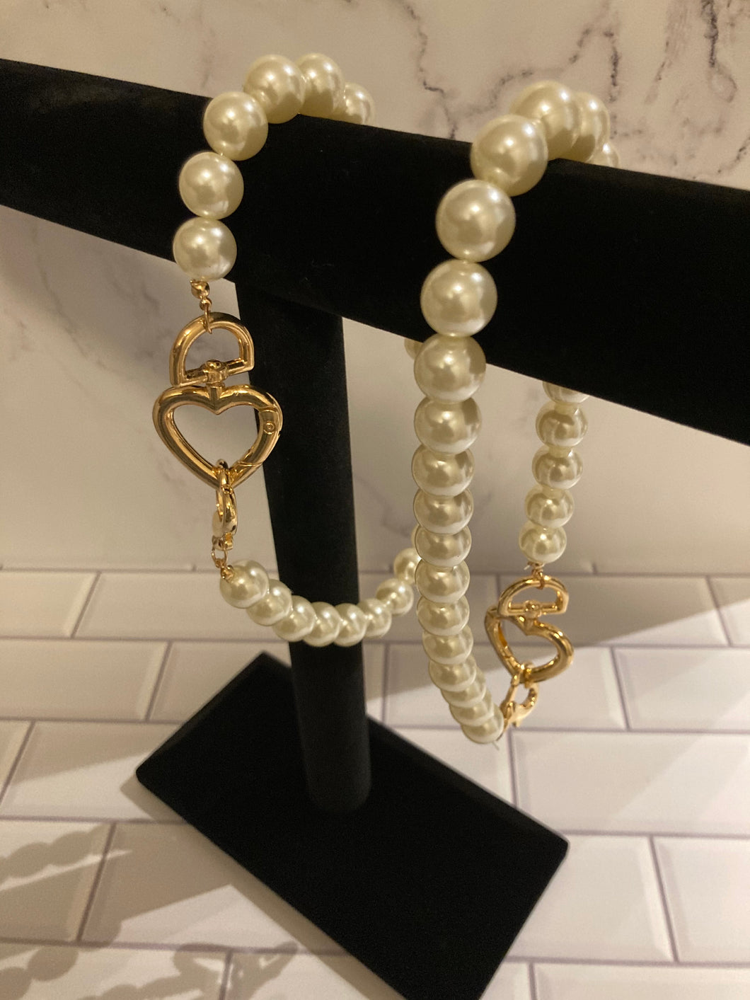 “Vanessa” Pearl Necklace with Heart Clasp