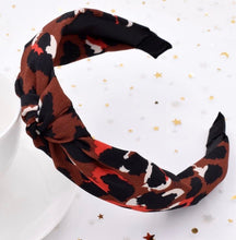 Load image into Gallery viewer, “Lynette” Animal Print Headband- Brown
